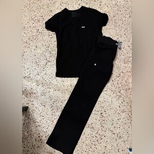 Figs scrubs women’s XXS black set